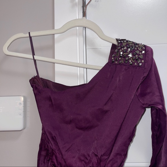Guess purple off shoulder midi dress sz xxs - Picture 2 of 3